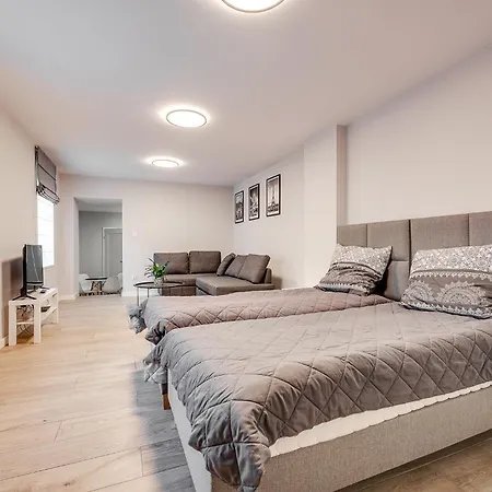 Platinum 19 Apartment